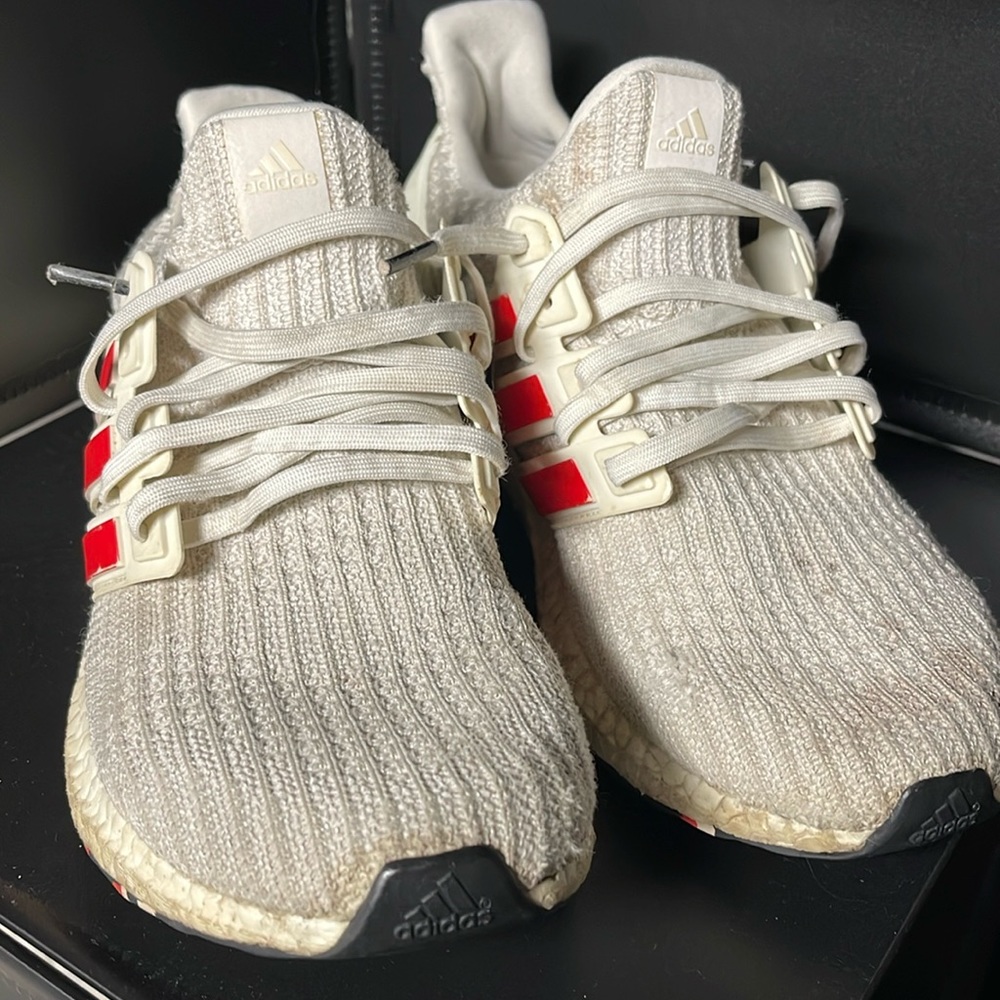 Adidas ultra boost size 9, white with red stripes